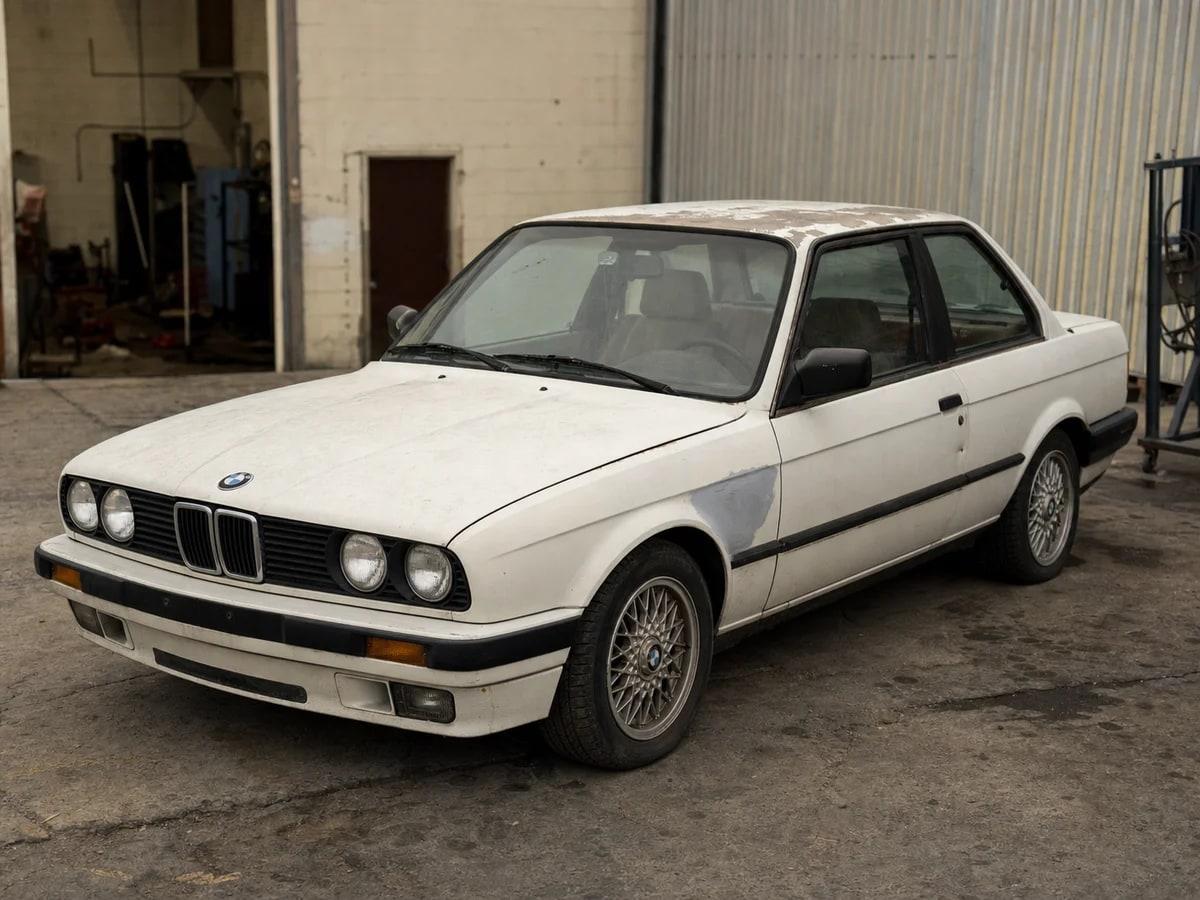 BMW 3 Series (E30)